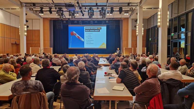 Infoveranstaltung Windkraft Plenum